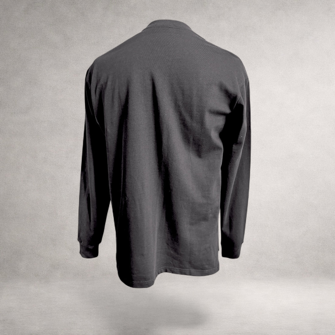 Black Atlas long sleeve jersey top with extended back hem made in England back
